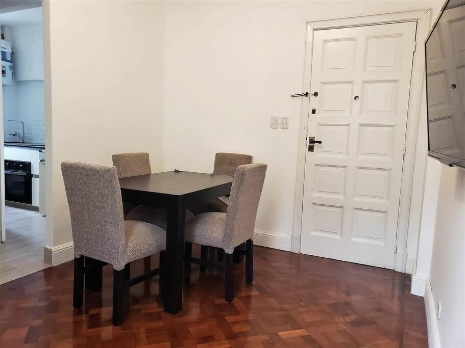 Departamento En Av. Corrientes Apartment - Buenos Aires — Photos 3