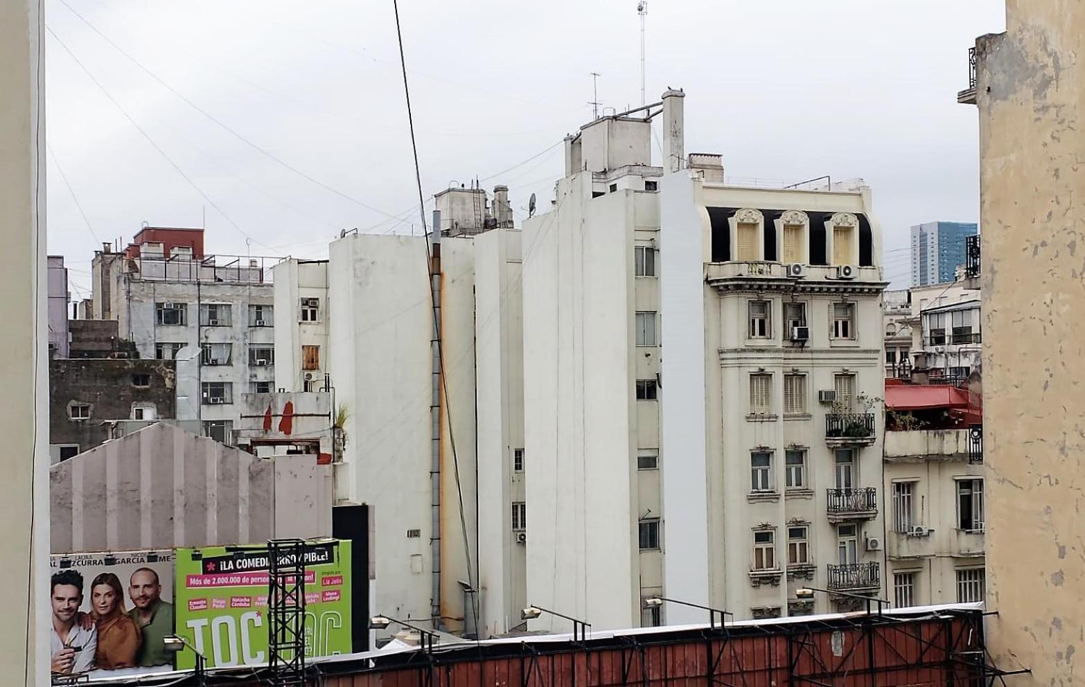 Departamento En Av. Corrientes Apartment - Buenos Aires, Buenos Aires